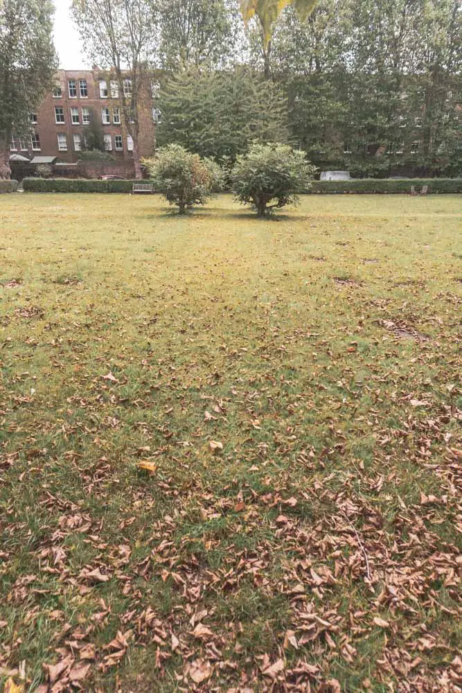 Fetter Lane Moravian Burial Ground