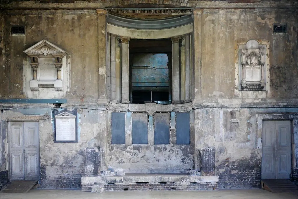 Altar, Asylum Chapel