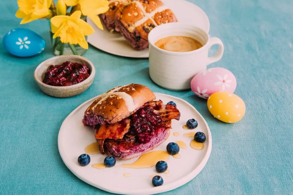 Tesco Hot Cross Bun Cafe