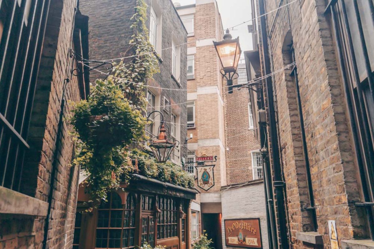 The Best Pubs In London: The City’s Best Boozers — London X London