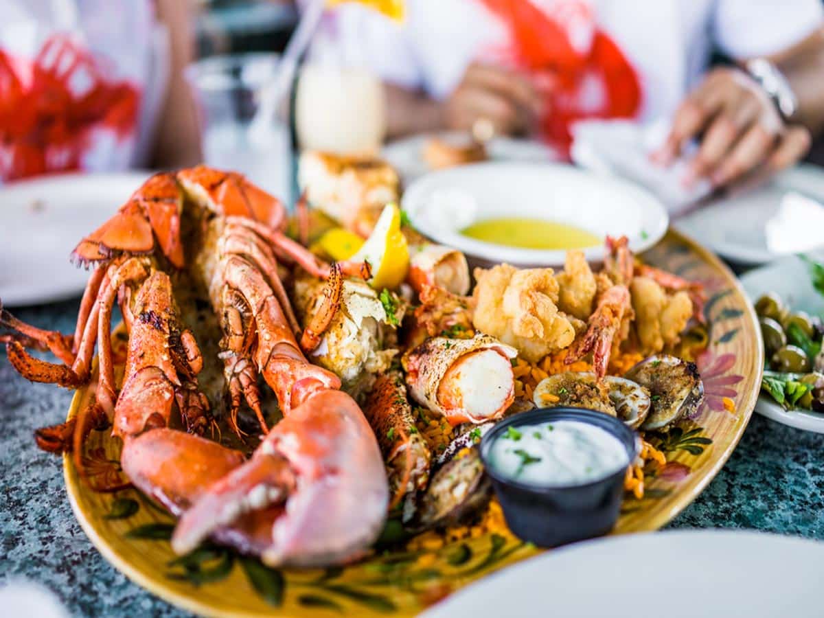 seafood places to eat around me