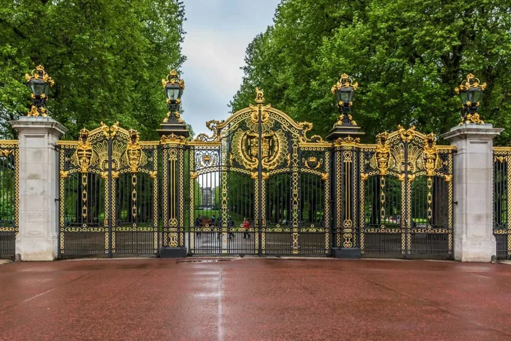 Canada Gate Entrance & Green Park