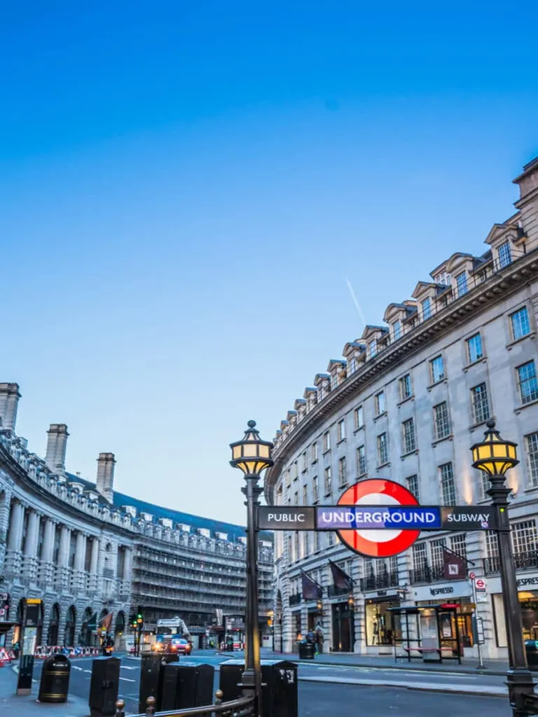 Piccadilly Circus