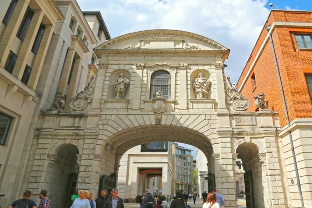  Temple Bar Gate by Sir Christopher Wren