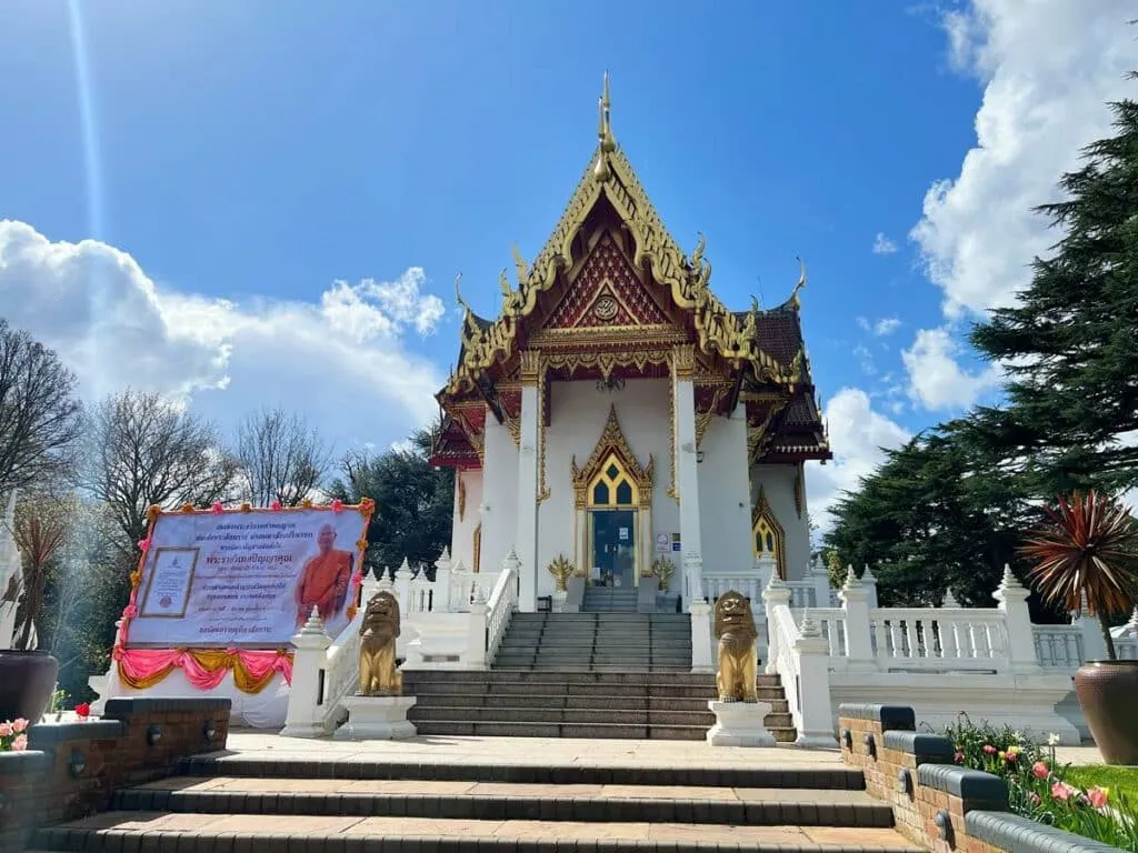 Buddhapadipa Temple