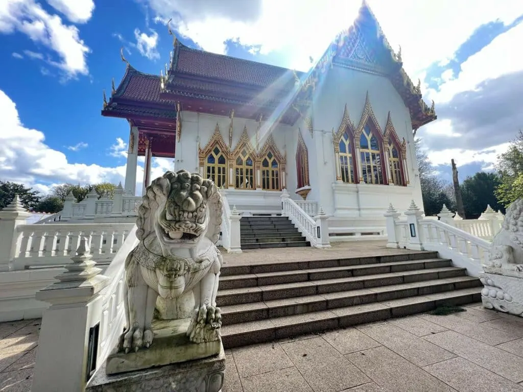 Buddhapadipa Temple