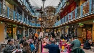 Kingly Court